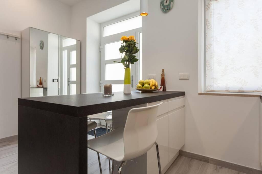 Apartman Luna Apartment Pula Luaran gambar