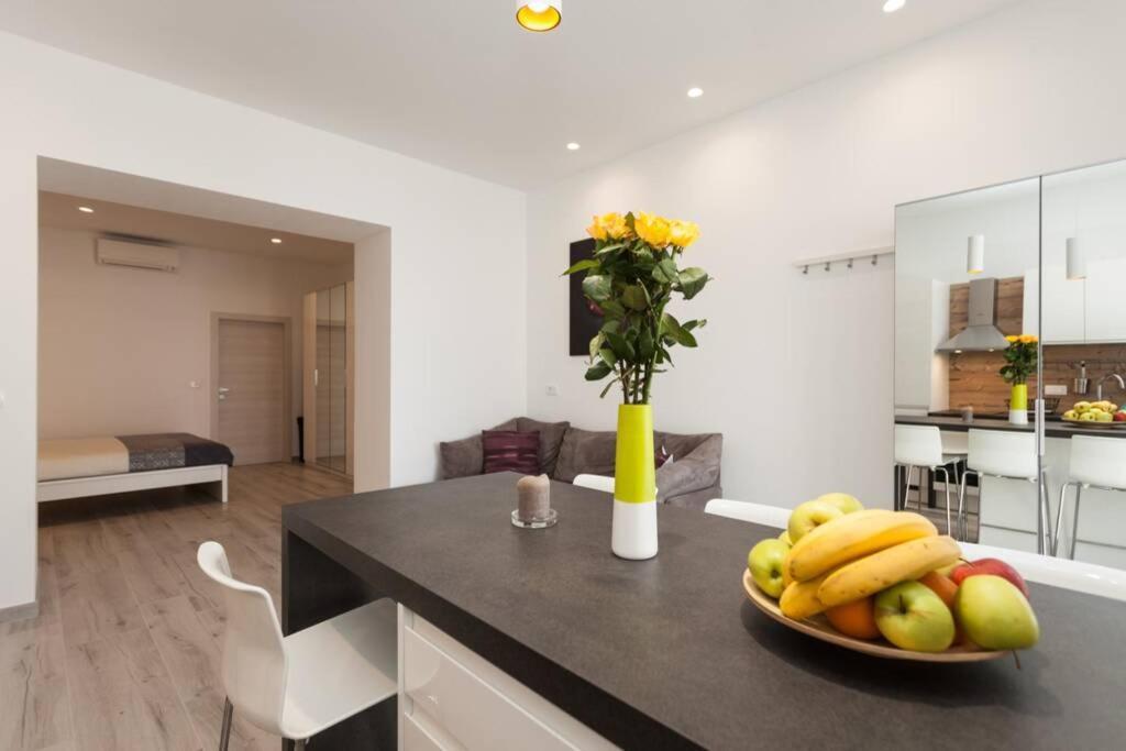 Apartman Luna Apartment Pula Luaran gambar